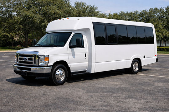 18-passenger minibus rental Maitland TX